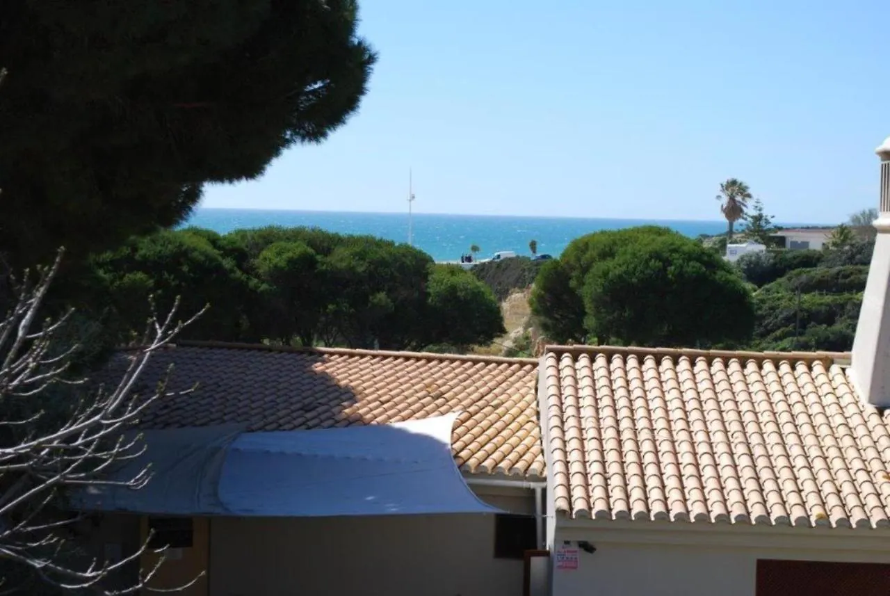 Pestana Porches Praia Aparthotel Lagoa